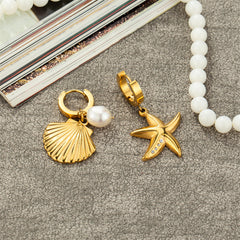 "Sunny Felix" Pearl Earrings