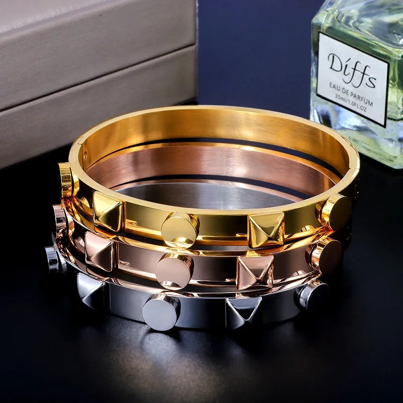 Luxury Stainless Steel Gold Color Big Rivet Bangle Bracelet Wedding Party Jewelry Gift - Guangzhou Mingshixuan Jewellery CO.,Ltd