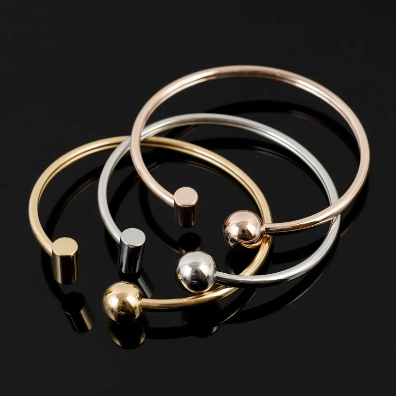 Luxury Round Ball Open Cuff Bracelets Couple Gifts - Guangzhou Mingshixuan Jewellery CO.,Ltd