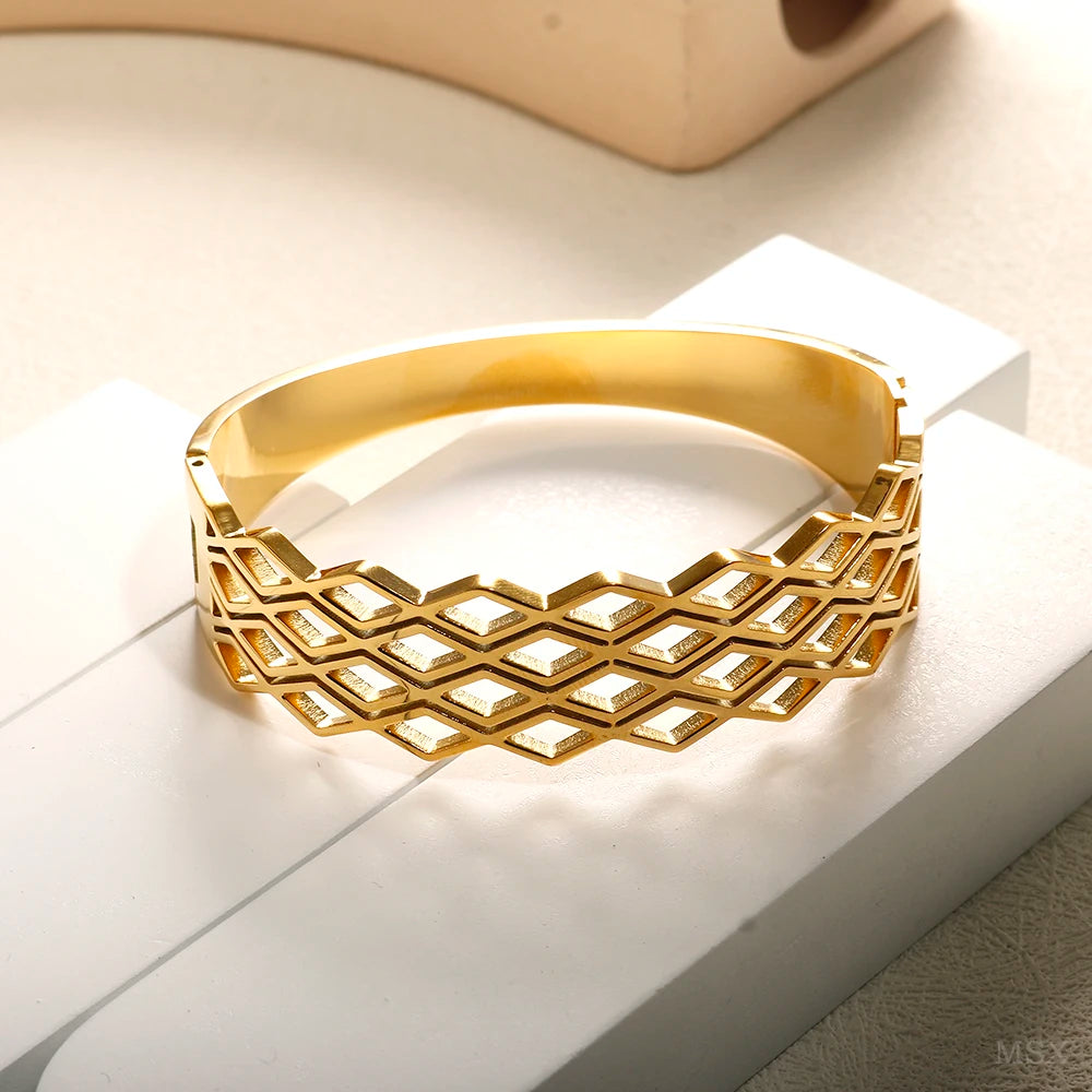 16mm Texture Grid Style Cross Bracelet Chic Honeycomb Thick Bangle