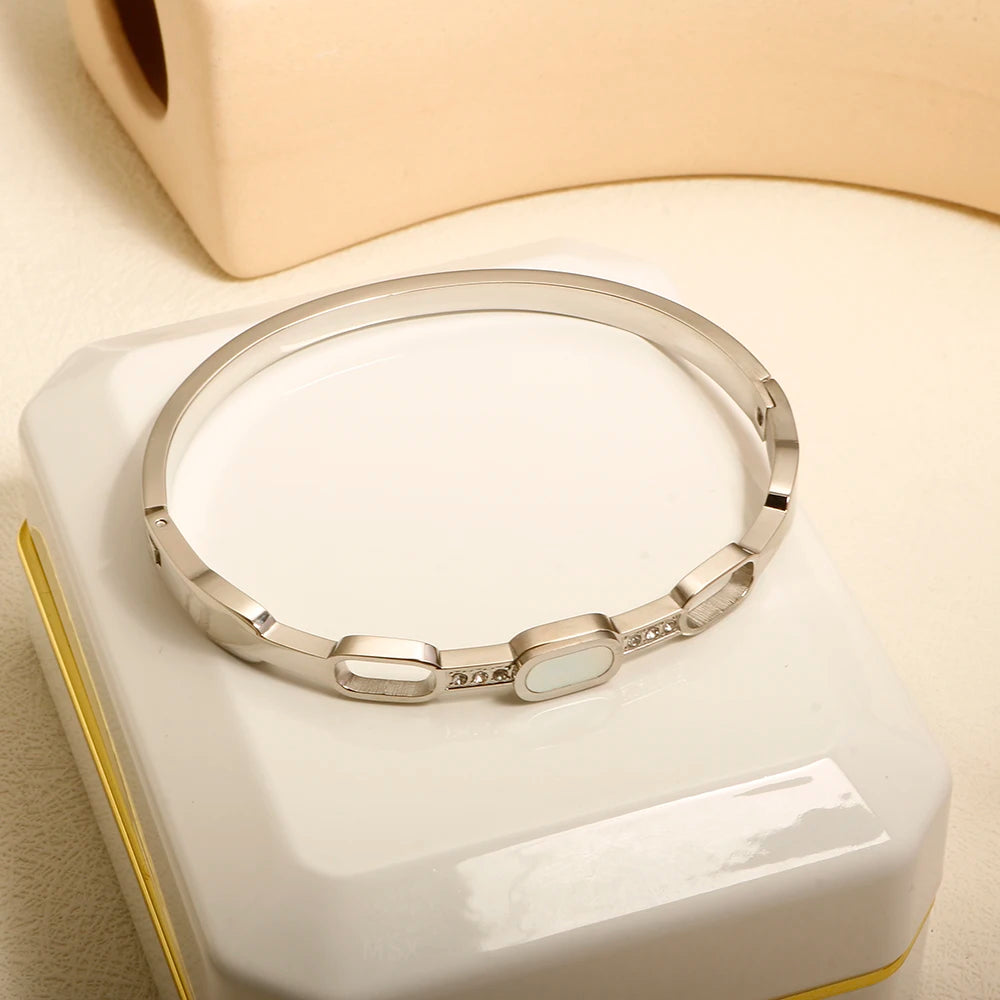 Crystal Inlaid Hollow Stainless Steel Bracelet - Guangzhou Mingshixuan Jewellery CO.,Ltd