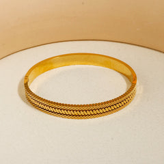 Texture Curve Hollow Bracelet Allergy Resistant Bracelet Jewelry