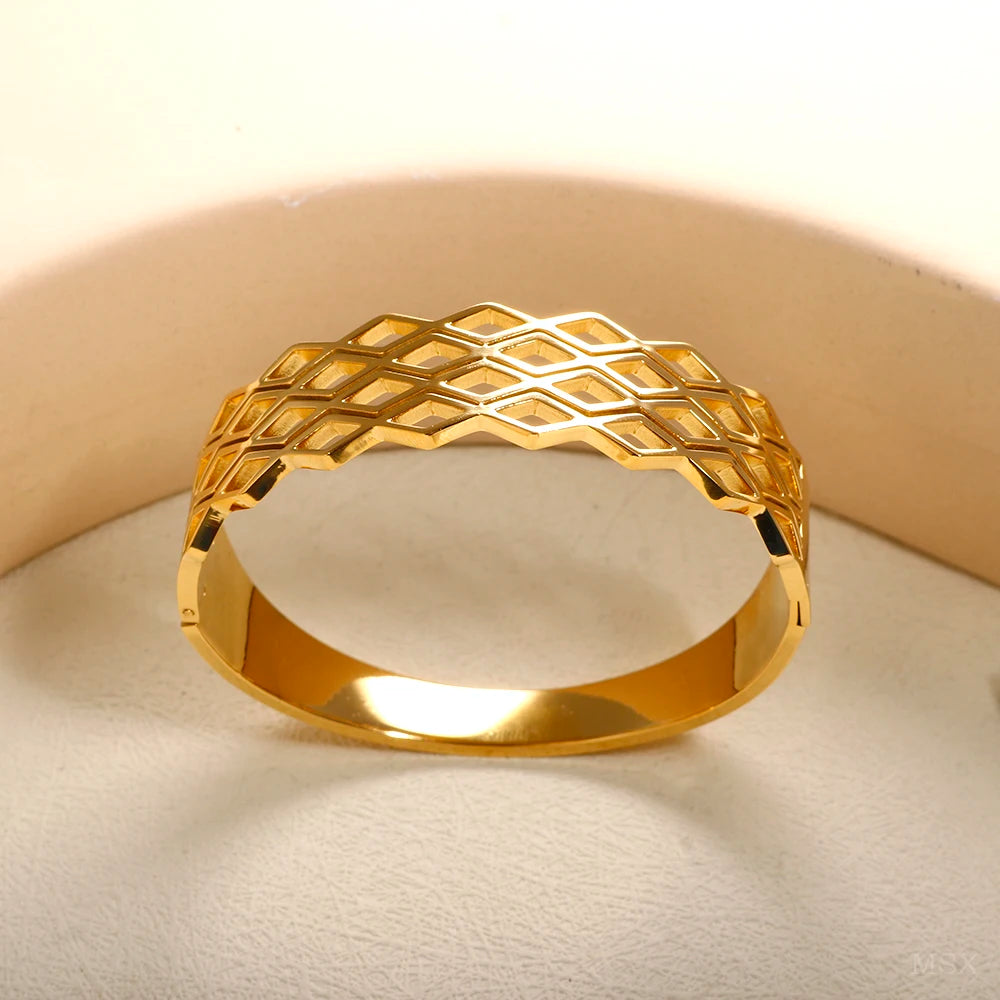 16mm Texture Grid Style Cross Bracelet Chic Honeycomb Thick Bangle